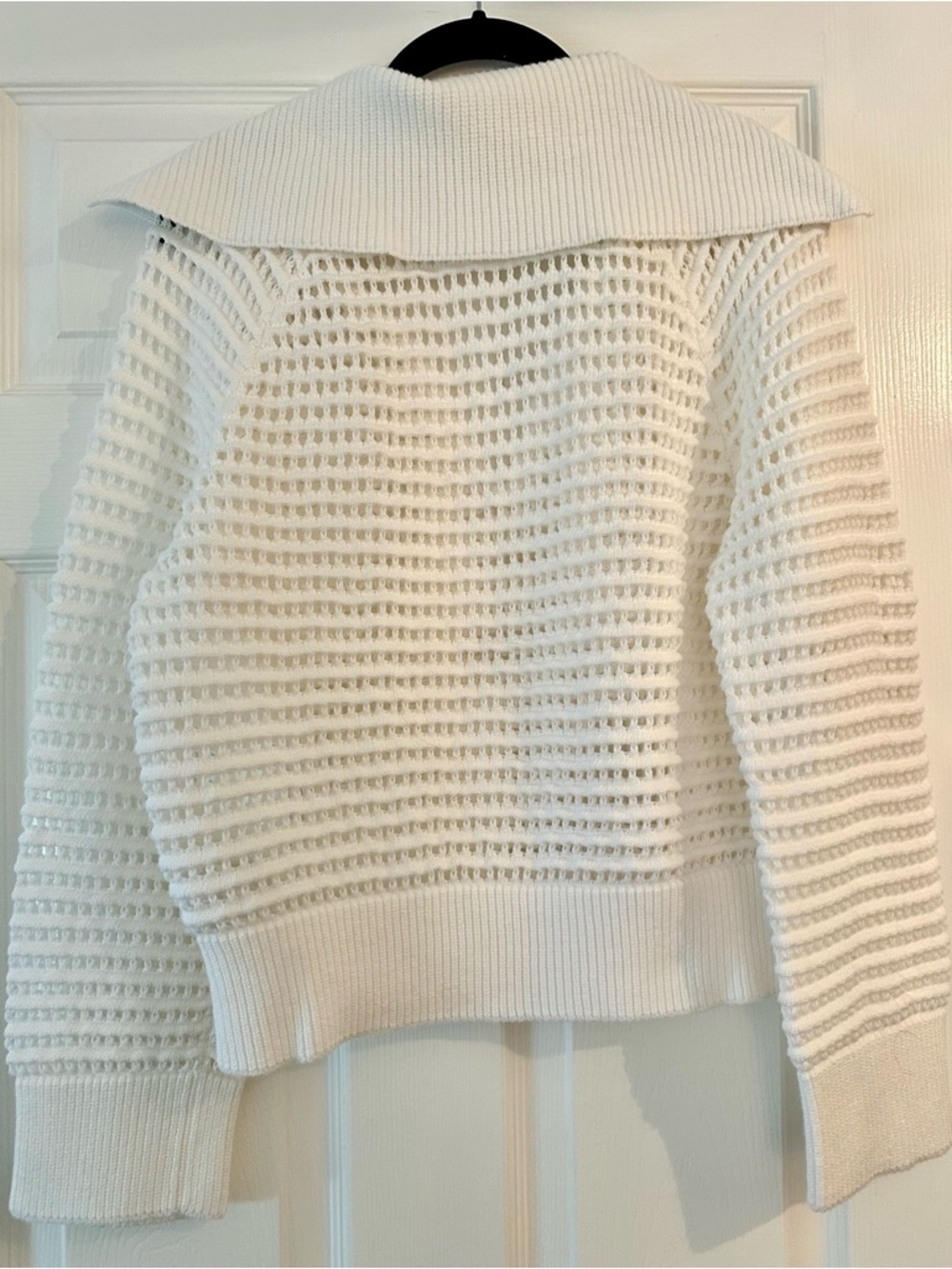 J. Crew White Open-Weave V-Neck Sailor Collared Sweater. - Picture 3 of 5